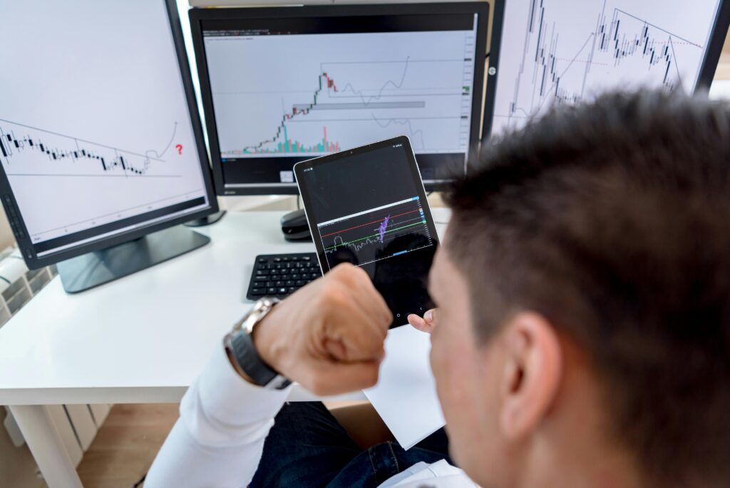 Financial planning and investment strategy to become financially free by age 45