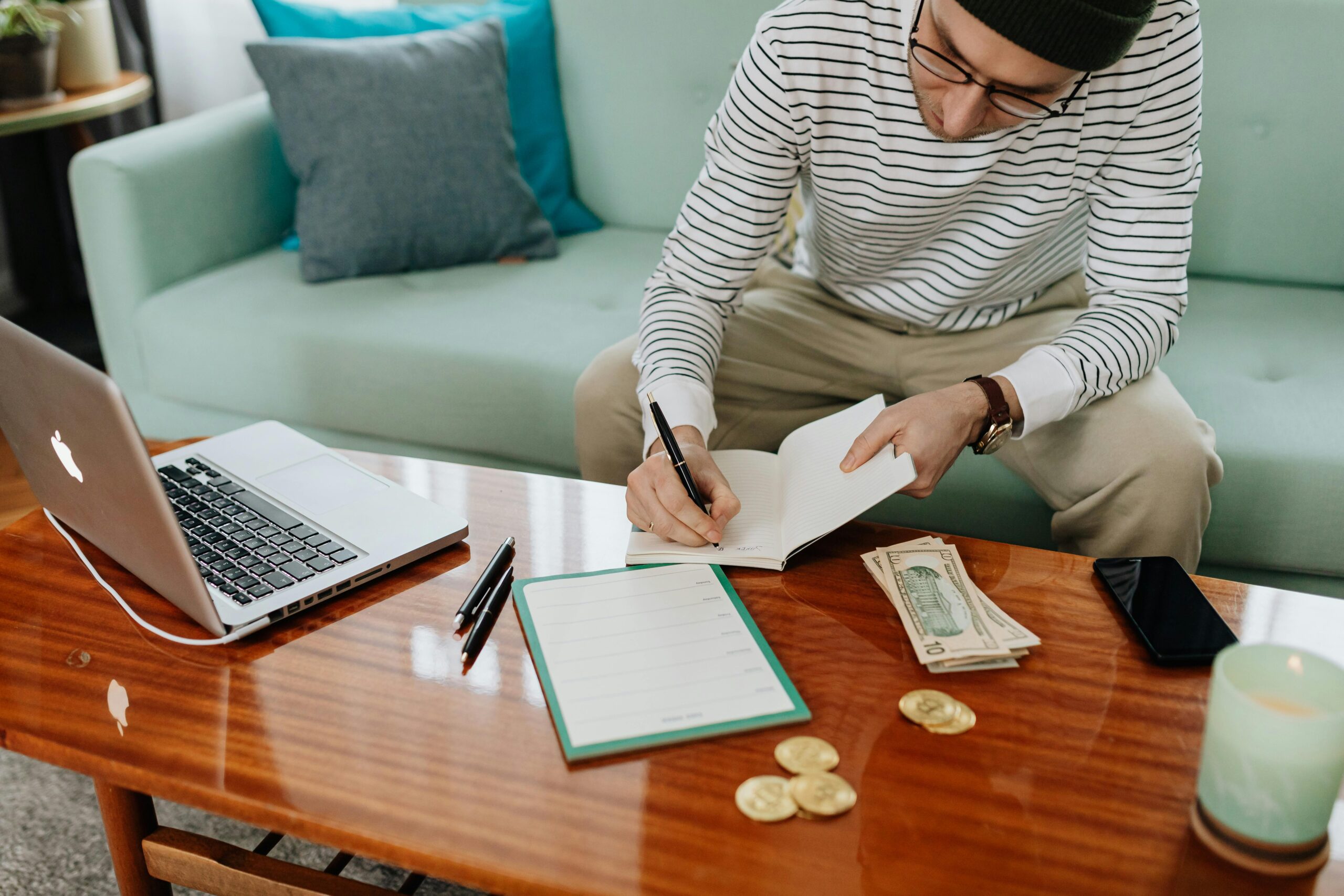 portfolio strategy for beginners to allocate money smartly